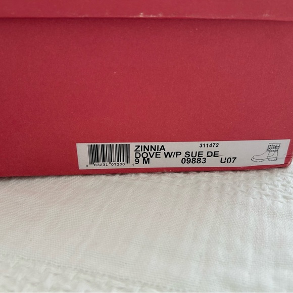 Vaneli suede booties - Picture 3 of 5